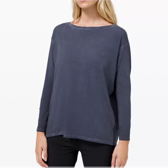 lululemon athletica Tops - Lululemon Back in Action Long-sleeve Top Small/Medium in Heathered Blue Fade